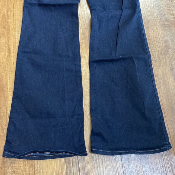 Gap dark wash perfect boot jeans size 32L - Picture 3 of 8